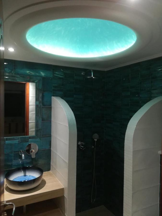 Leonidas Apartments Kamári Екстериор снимка