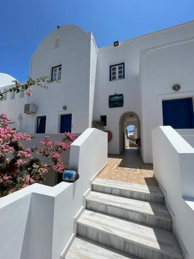 Leonidas Apartments Kamári Екстериор снимка